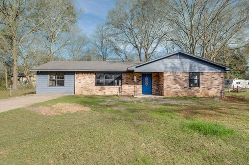 303 Ricky Dr, Palestine, TX, 75803-8569 | Card Image