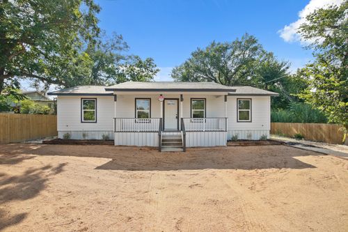 713 Burkett St, Taylor, TX, 76574-3306 | Card Image