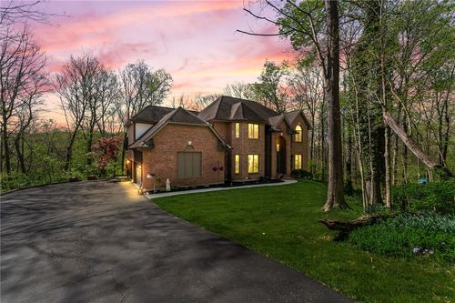 2496 Stewart Rd, Xenia, OH, 45385-8930 | Card Image