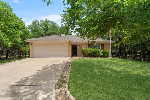 8 Dog Wood Ct, Belton, TX, 76513-5346 | Card Image