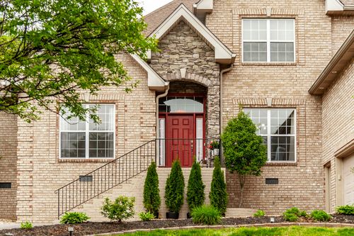 193 Spy Glass Way, Hendersonville, TN, 37075-8587 | Card Image