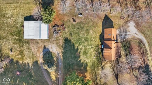 5668 S Nineveh Rd, Franklin, IN, 46131-7242 | Card Image