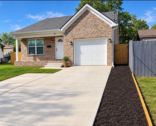 401 Broadway St, Nicholasville, KY, 40356-1413 | Card Image