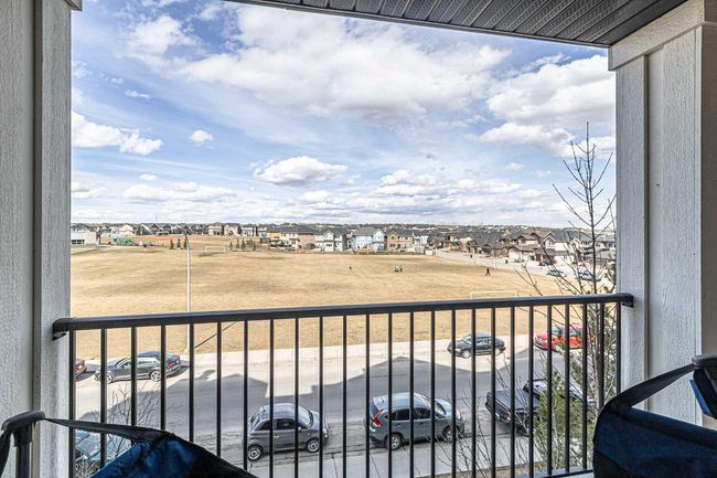 1306 - 175 Panatella Hill Nw, Home with 2 bedrooms, 2 bathrooms and 1 parking in Calgary AB | Image 15