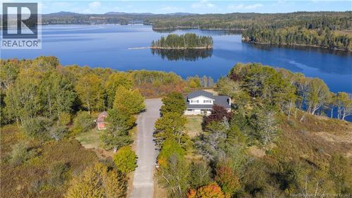 100 Nason St, Blacks Harbour, NB, E5H1A3 | Card Image