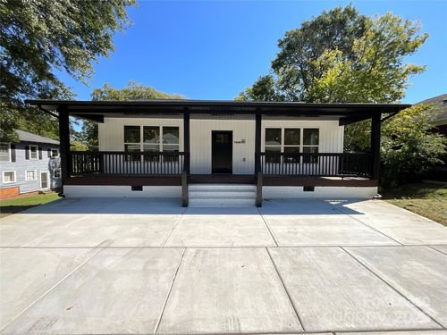 307 N Catawba St, Lancaster, SC, 29720-2068 | Card Image