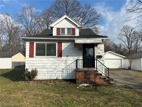 84 Thames Ave, Bedford, OH, 44146-2026 | Card Image