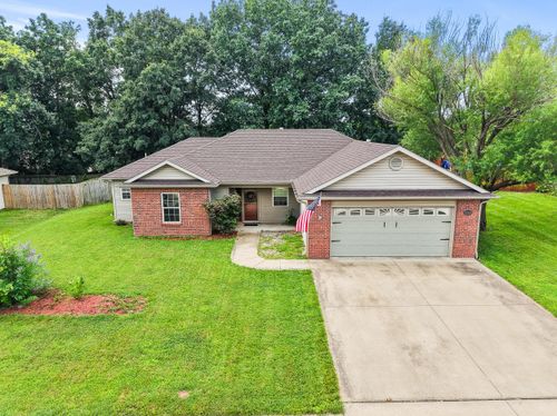 5104 Melissa Dr, COLUMBIA, MO, 65202-5488 | Card Image