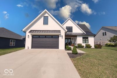 4676 N Triple Crown Drive, House other with 4 bedrooms, 3 bathrooms and null parking in Bloomington IN | Image 1