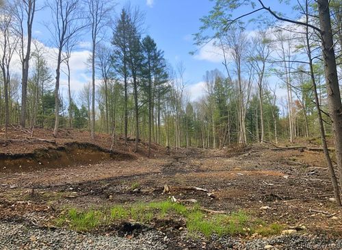 42 Barlow Rd, Gloversville, NY, 12078 | Card Image