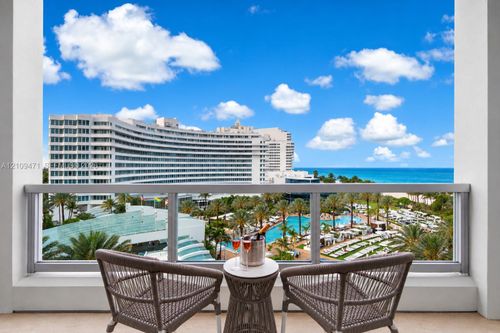 806-4391 Collins Ave, Miami Beach, FL, 33140 | Card Image