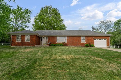 1152 Ashgrove Rd, Nicholasville, KY, 40356-9202 | Card Image