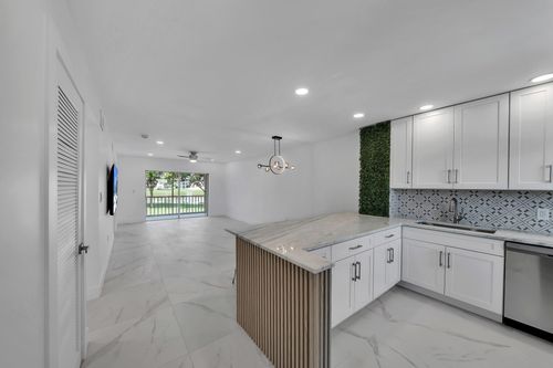 apt-1225-9818 Marina Blvd, Boca Raton, FL, 33428-6610 | Card Image