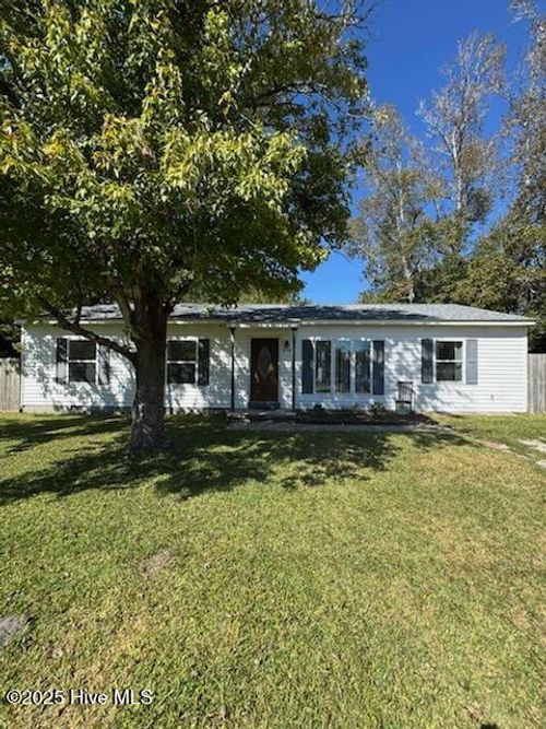 656 Queens Creek Rd, Hubert, NC, 28539-4190 | Card Image