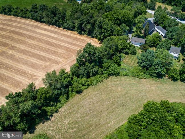 11 Sweet Water Rd, House other with 5 bedrooms, 2 bathrooms and null parking in ELVERSON PA | Image 52