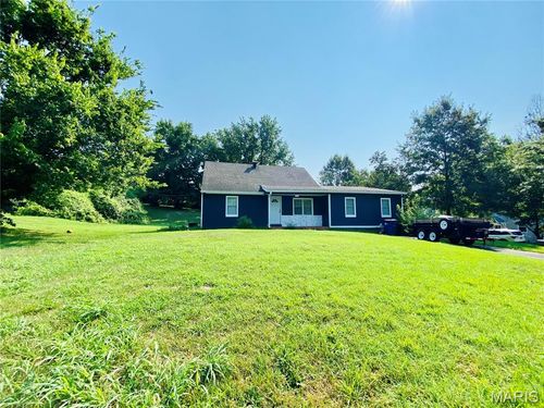 3379 Marbury Dr, Saint Louis, MO, 63129-2446 | Card Image