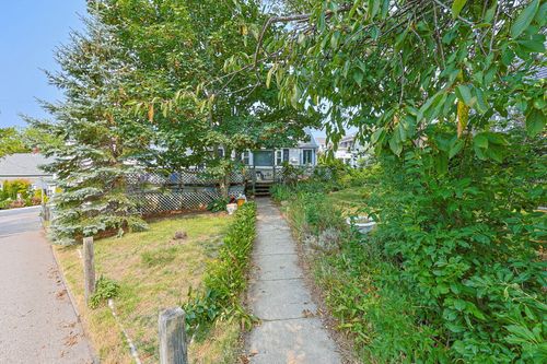 27 Mechanic St, Provincetown, MA, 02657-1202 | Card Image