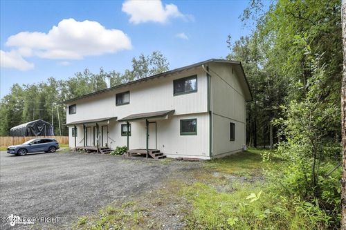 c1-21344 Songbird Dr, Chugiak, AK, 99567-5618 | Card Image