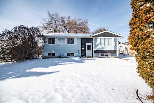 45 Sherwood Cres, Red Deer, AB, T4N0A5 | Card Image