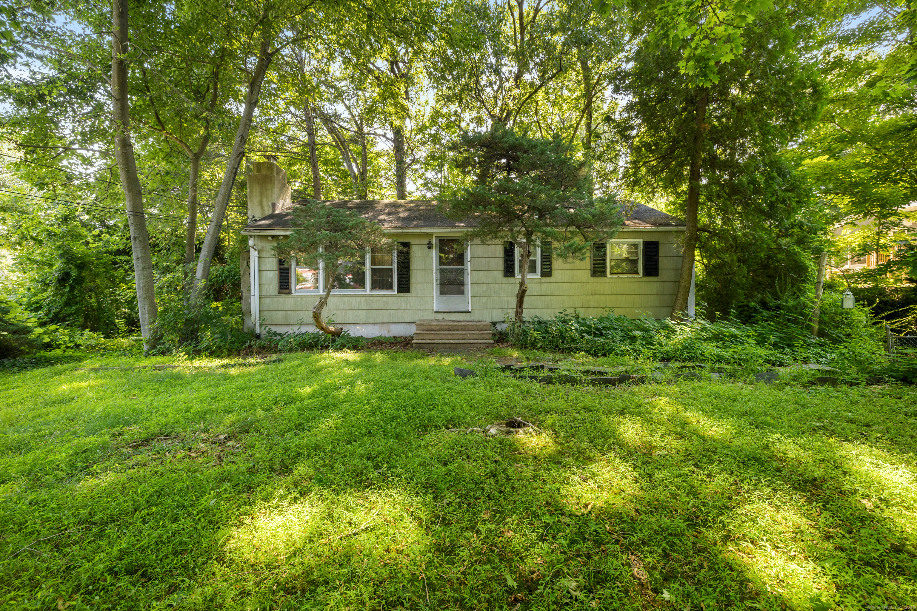 Glen Ave, Norwalk, CT 06850