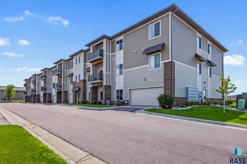 unit-102-7701 S Townsley Ave, Sioux Falls, SD, 57108-7640 | Card Image