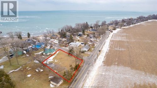 5 Beach Blvd, Wheatley, ON, N0P2P0 | Card Image