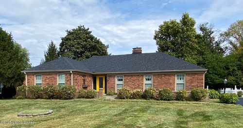 119 Mcmakin Mnr, La Grange, KY, 40031-1049 | Card Image