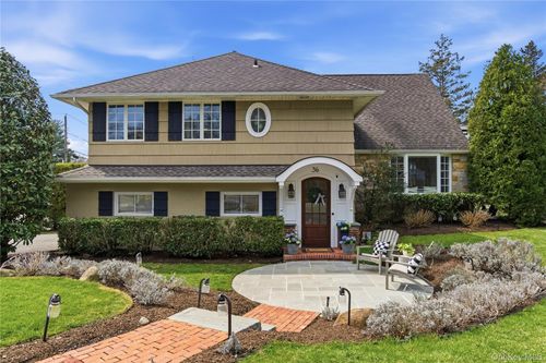 36 Bay Dr E, Huntington, NY, 11743-1412 | Card Image