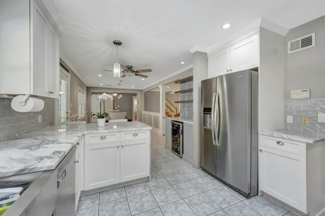 10 Old Kings Hwy, House other with 6 bedrooms, 4 bathrooms and 4 parking in Norwalk CT | Image 9