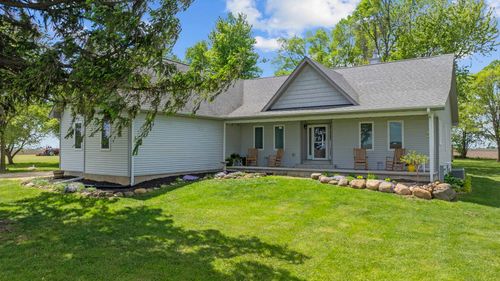 1765 Brooklyn Rd, Ashton, IL, 61006-9729 | Card Image