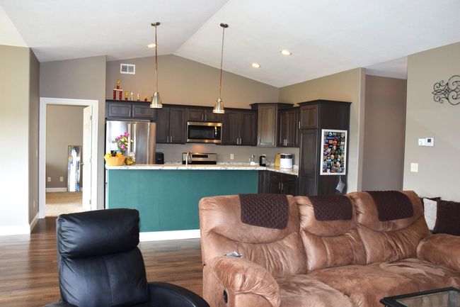 Livingroom 5.JPG | Image 12