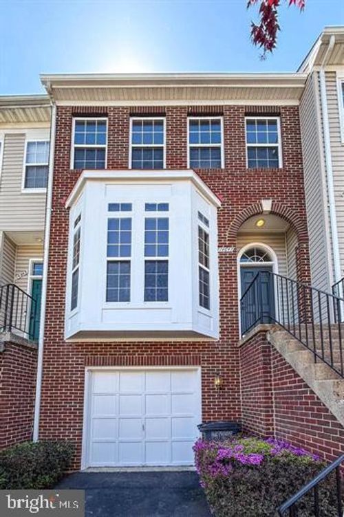 14647 Seasons Dr, CENTREVILLE, VA, 20120-6013 | Card Image