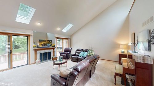 17764 E Kirkwood Dr, Clinton Twp, MI, 48038-1217 | Card Image