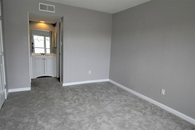 APT-601 - 16120 Stuebner Airline Rd, House attached with 2 bedrooms, 2 bathrooms and 2 parking in Spring TX | Image 6