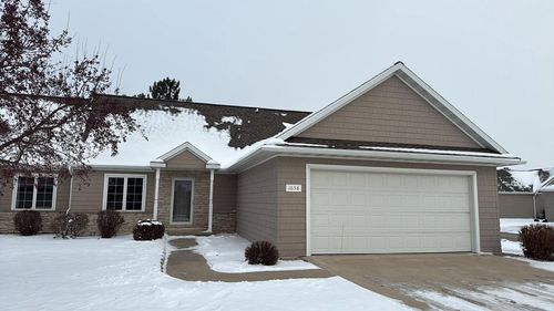 1658 Remington Ridge Way, LEDGEVIEW, WI, 54115 | Card Image