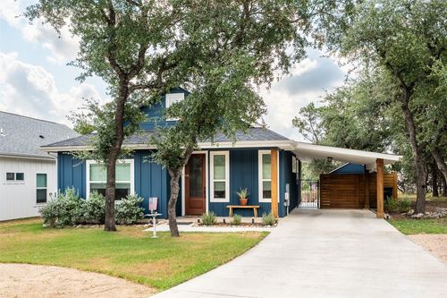 33 Woodacre Dr, Wimberley, TX, 78676-2320 | Card Image