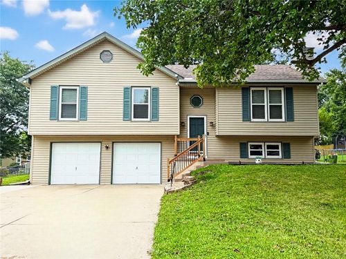 1607 Ne 114th St, Kansas City, MO, 64155-1431 | Card Image