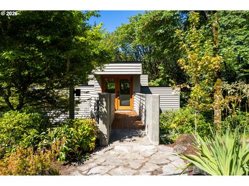 3128 Sw Cascade Dr, Portland, OR, 97205-5814 | Card Image