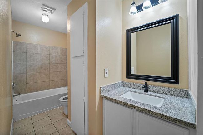 7015 Grackle Dr, House other with 3 bedrooms, 2 bathrooms and 2 parking in Cypress TX | Image 17