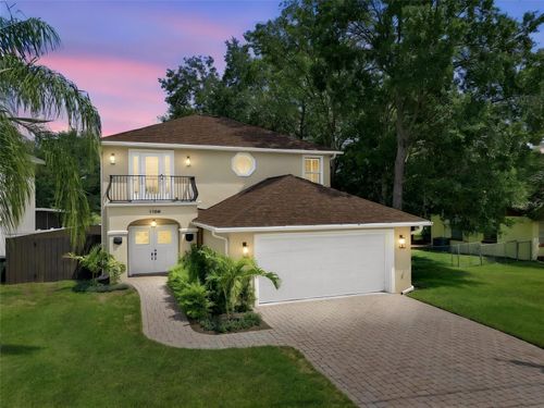 1109 S Pine Lake Dr, TAMPA, FL, 33612-4050 | Card Image