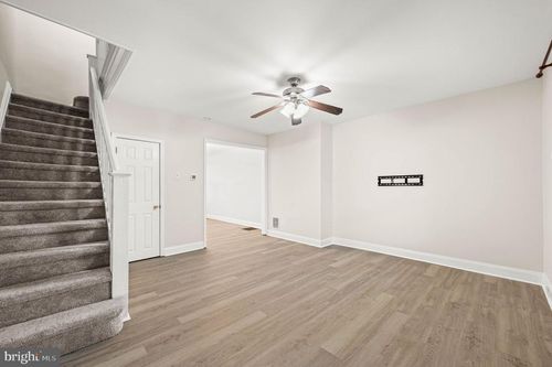 7113 Theodore St, PHILADELPHIA, PA, 19142-1519 | Card Image