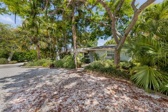 506 69 Th St, House other with 3 bedrooms, 2 bathrooms and null parking in HOLMES BEACH FL | Image 4