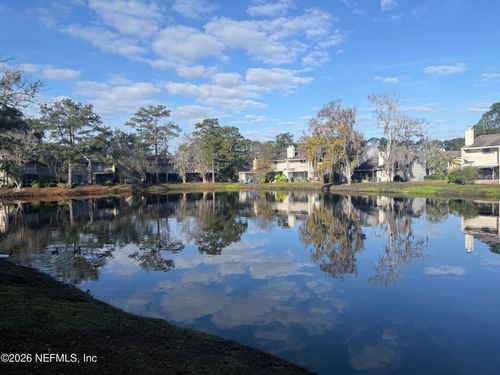 2093-3801 Crown Point Rd, Jacksonville, FL, 32257-7804 | Card Image