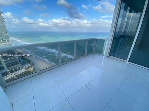 5402-18201 Collins Ave, Sunny Isles Beach, FL, 33160-5107 | Card Image