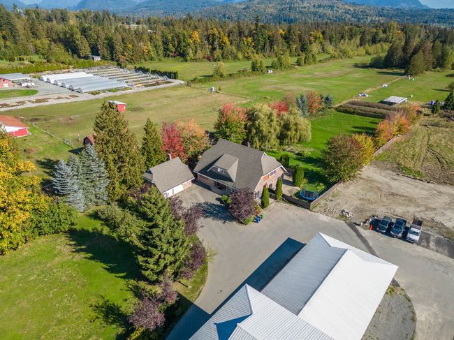7696 Bradner Road, House other with 4 bedrooms, 3 bathrooms and 10 parking in Abbotsford BC | Image 6