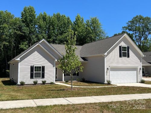 5126 Rocky River Crossing Rd, Harrisburg, NC, 28075-3913 | Card Image