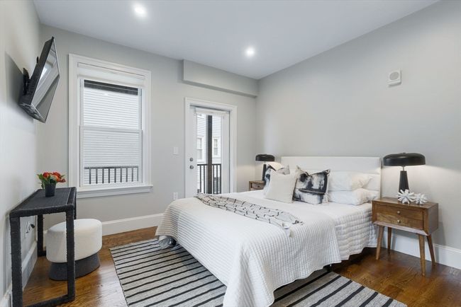 APT-2 - 1650 Columbia Rd, Condo with 3 bedrooms, 2 bathrooms and null parking in Boston MA | Image 7