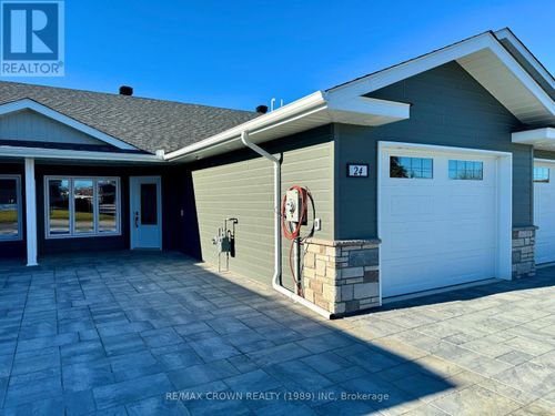 24 Golf Ave, Kapuskasing, ON, P5N3J6 | Card Image