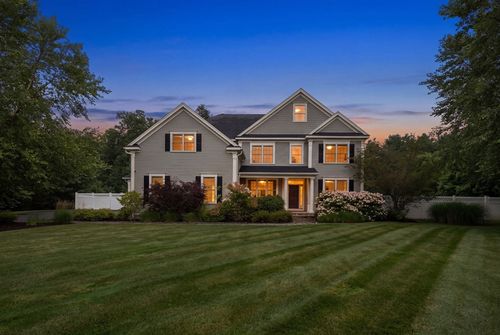 18 Anthony Dr, Sudbury, MA, 01776-2381 | Card Image