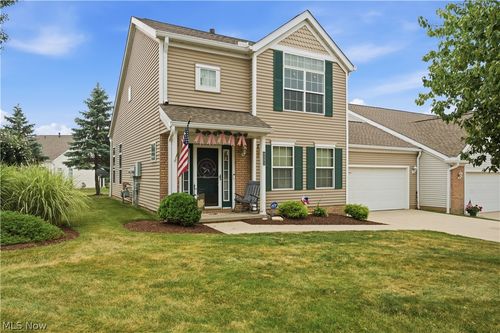 8585 Mandell Drive, Macedonia, OH, 44056 | Card Image